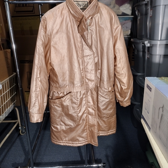 Bernardo Women's Bronze Jacket - Picture 2 of 15